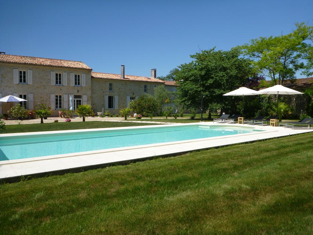 Domaine Du Papillon Bed and Breakfast Lesparre-Médoc Eksteriør billede