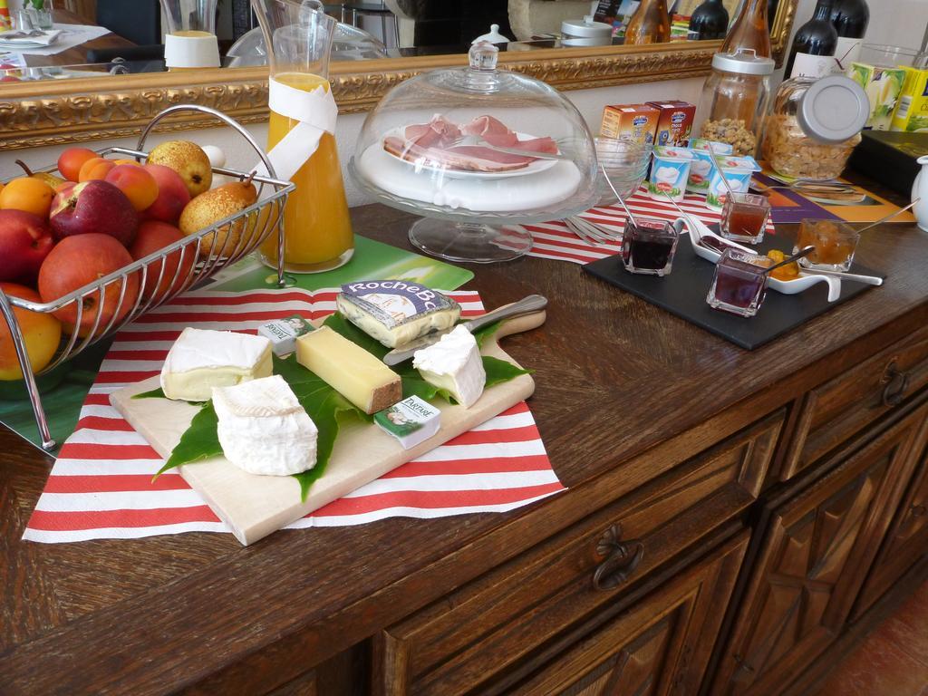 Domaine Du Papillon Bed and Breakfast Lesparre-Médoc Eksteriør billede