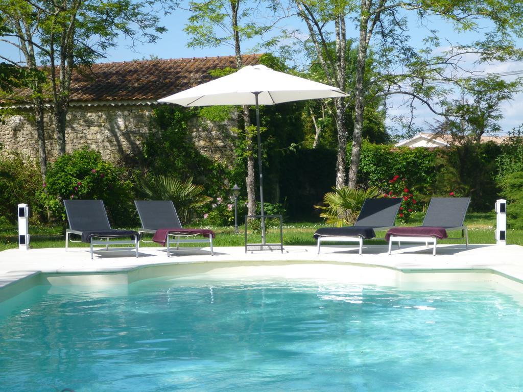 Domaine Du Papillon Bed and Breakfast Lesparre-Médoc Eksteriør billede