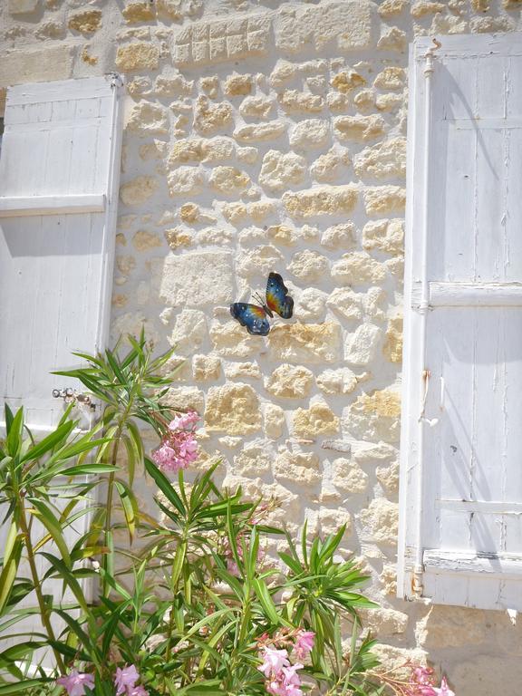 Domaine Du Papillon Bed and Breakfast Lesparre-Médoc Eksteriør billede